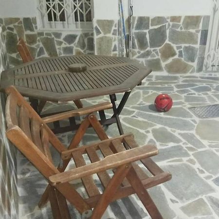Central Town House 60M2**** Pireus Exteriör bild