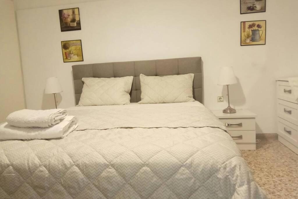 Central Town House 60M2**** Pireus Exteriör bild