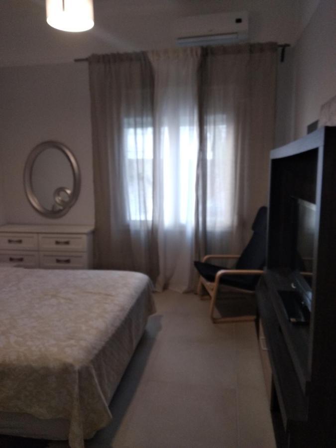 Central Town House 60M2**** Pireus Exteriör bild